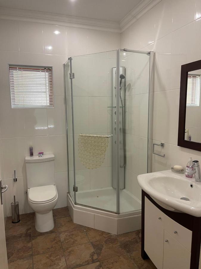 Upper Room Guesthouse Kirkwood Екстер'єр фото