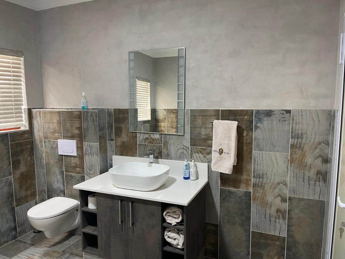 Upper Room Guesthouse Kirkwood Екстер'єр фото